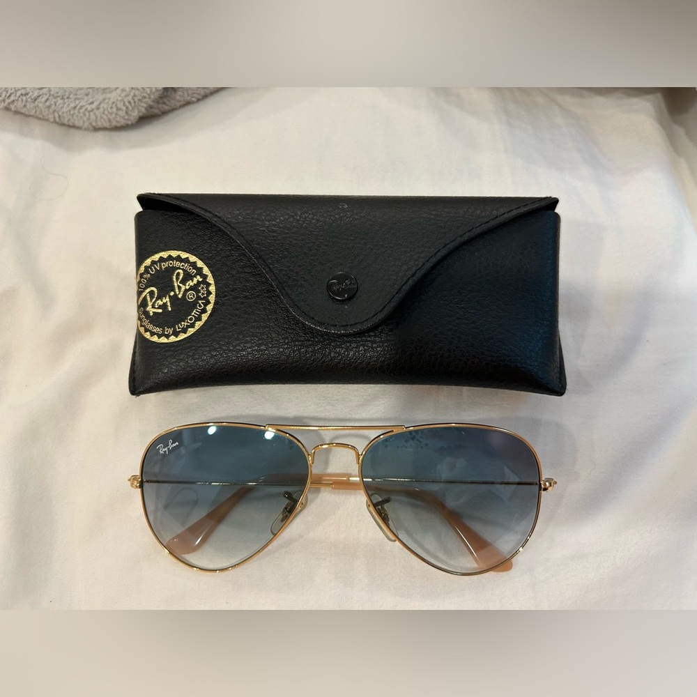 Aviator Gradient Ray Ban Sunglasses Excellent Condition